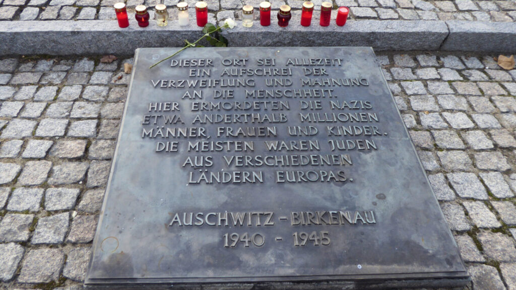Gedenktafel KZ Auschwitz-Birkenau