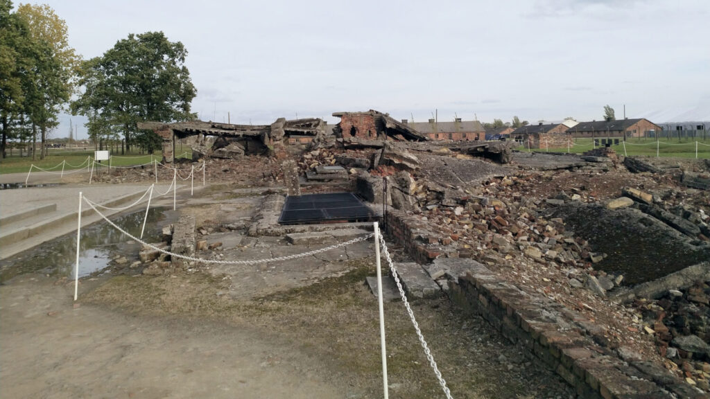 Ruine vom Krematorium Auschwitz-Birkenau