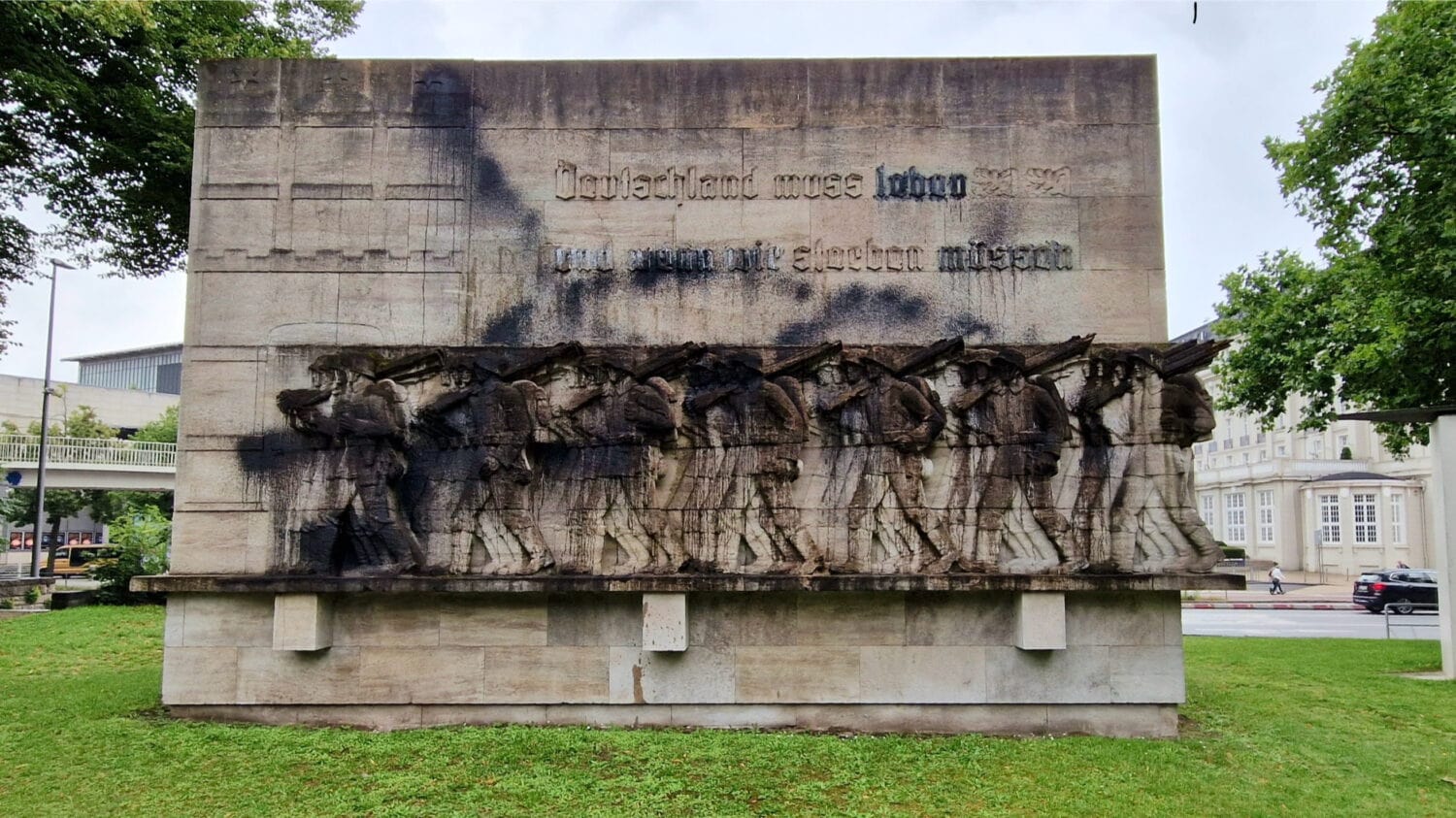 76er-Denkmal