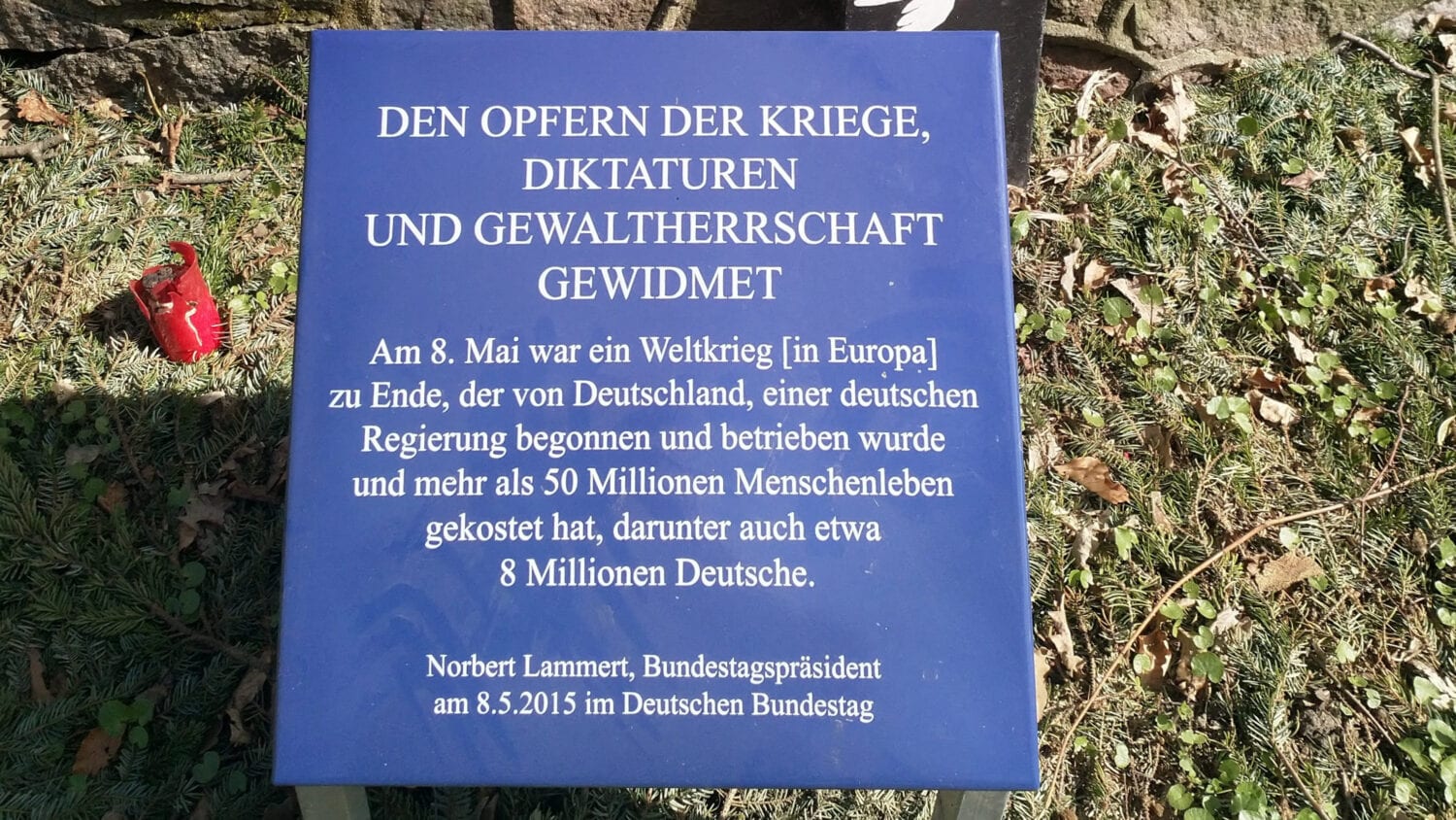Gedenktafel am Denkmal Wulfsdorf