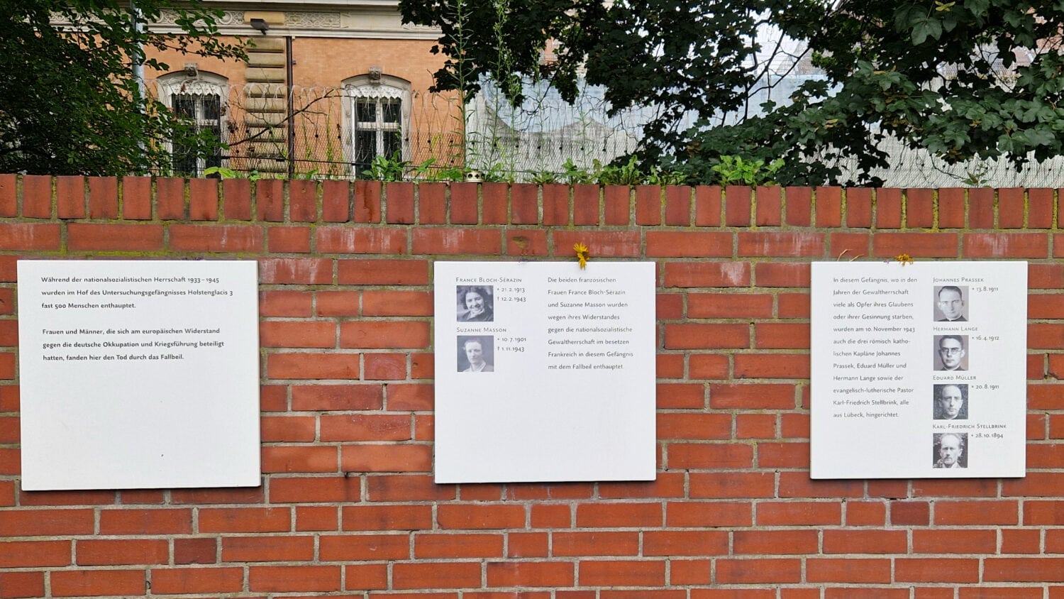 Gedenktafel am Gefängnis