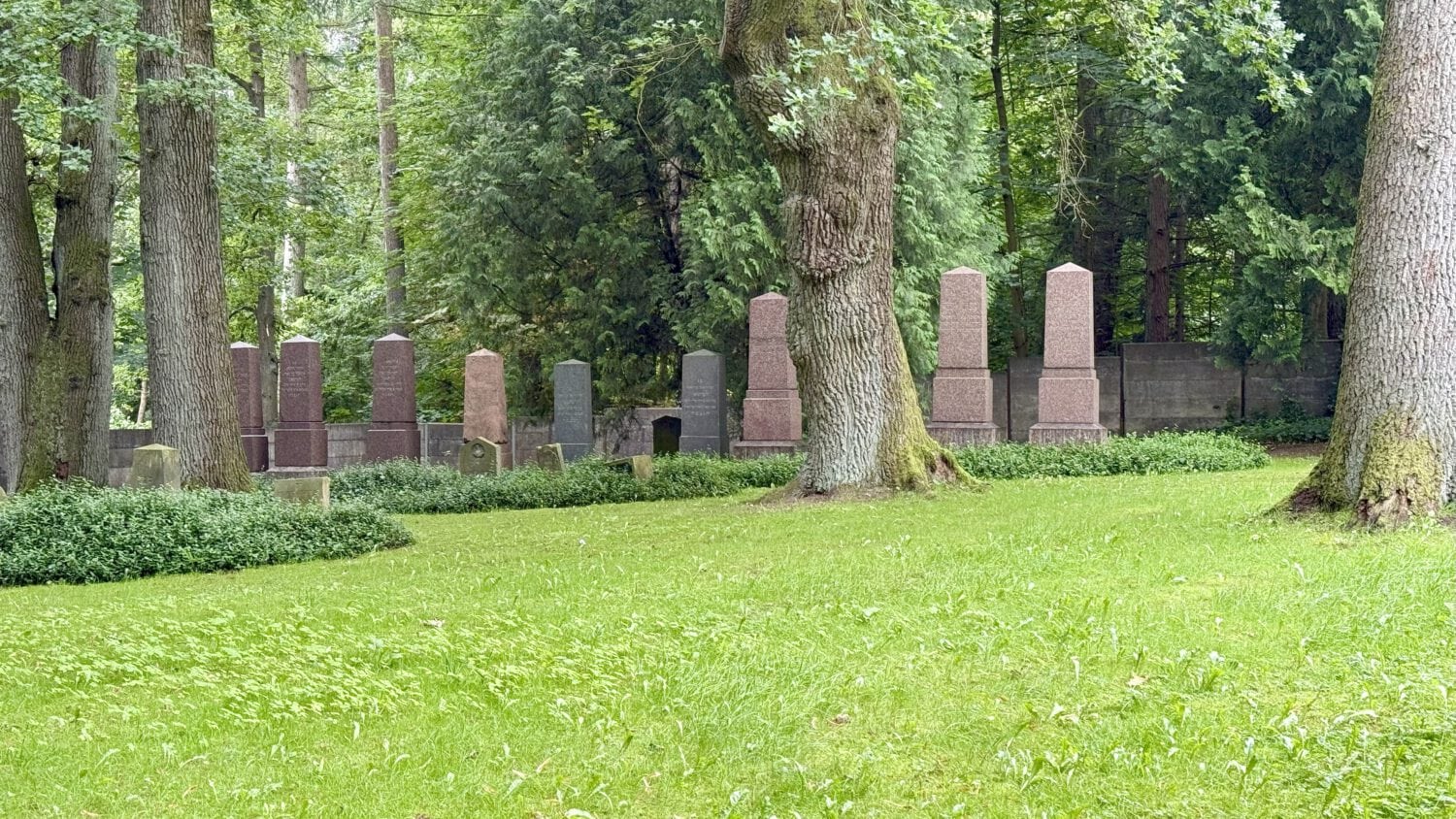 Grabsteine auf Jüdischen Friedhof Ahrensburg