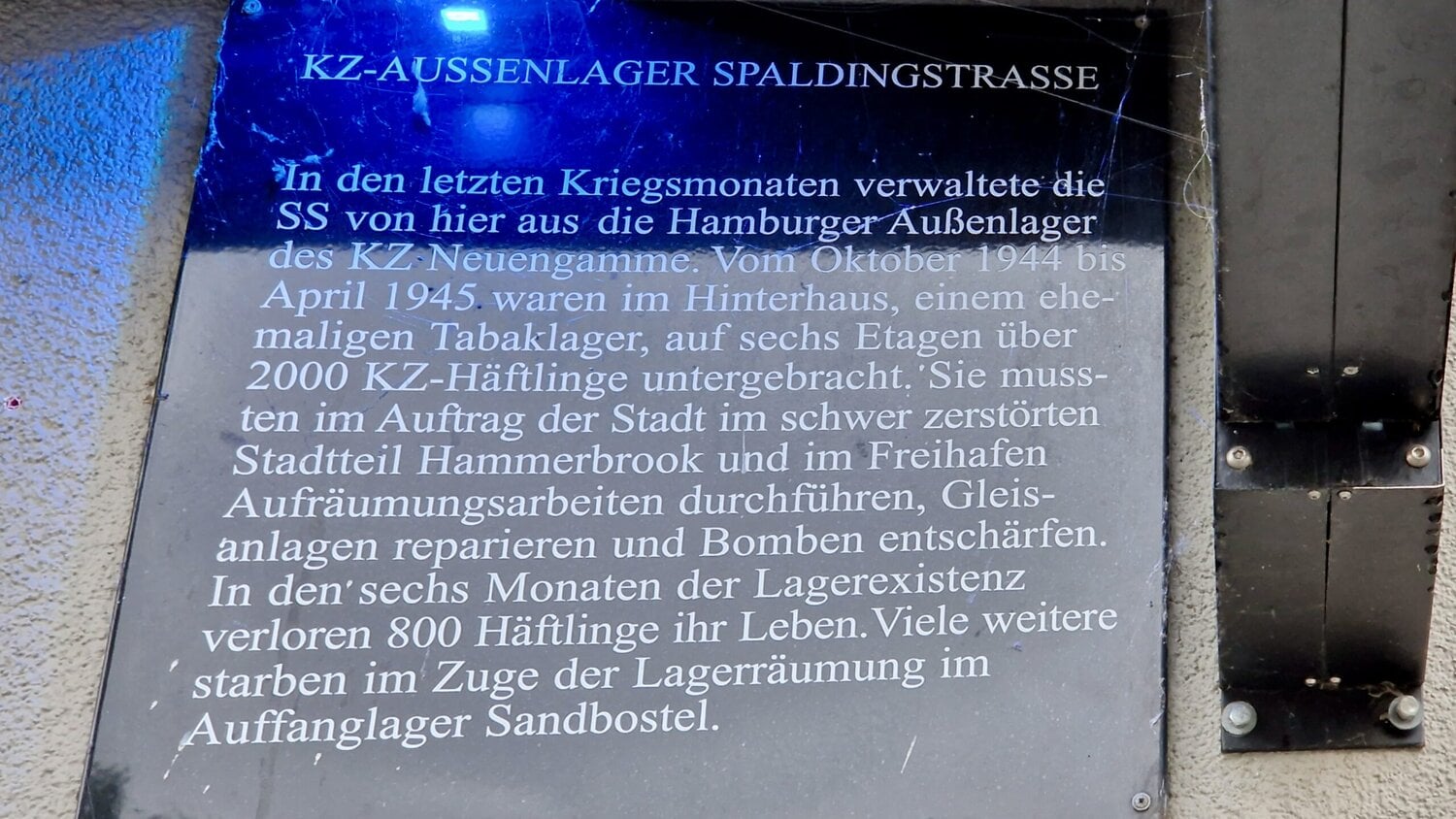 Gedenktafel KZ-Außenlager Spaldingstraße