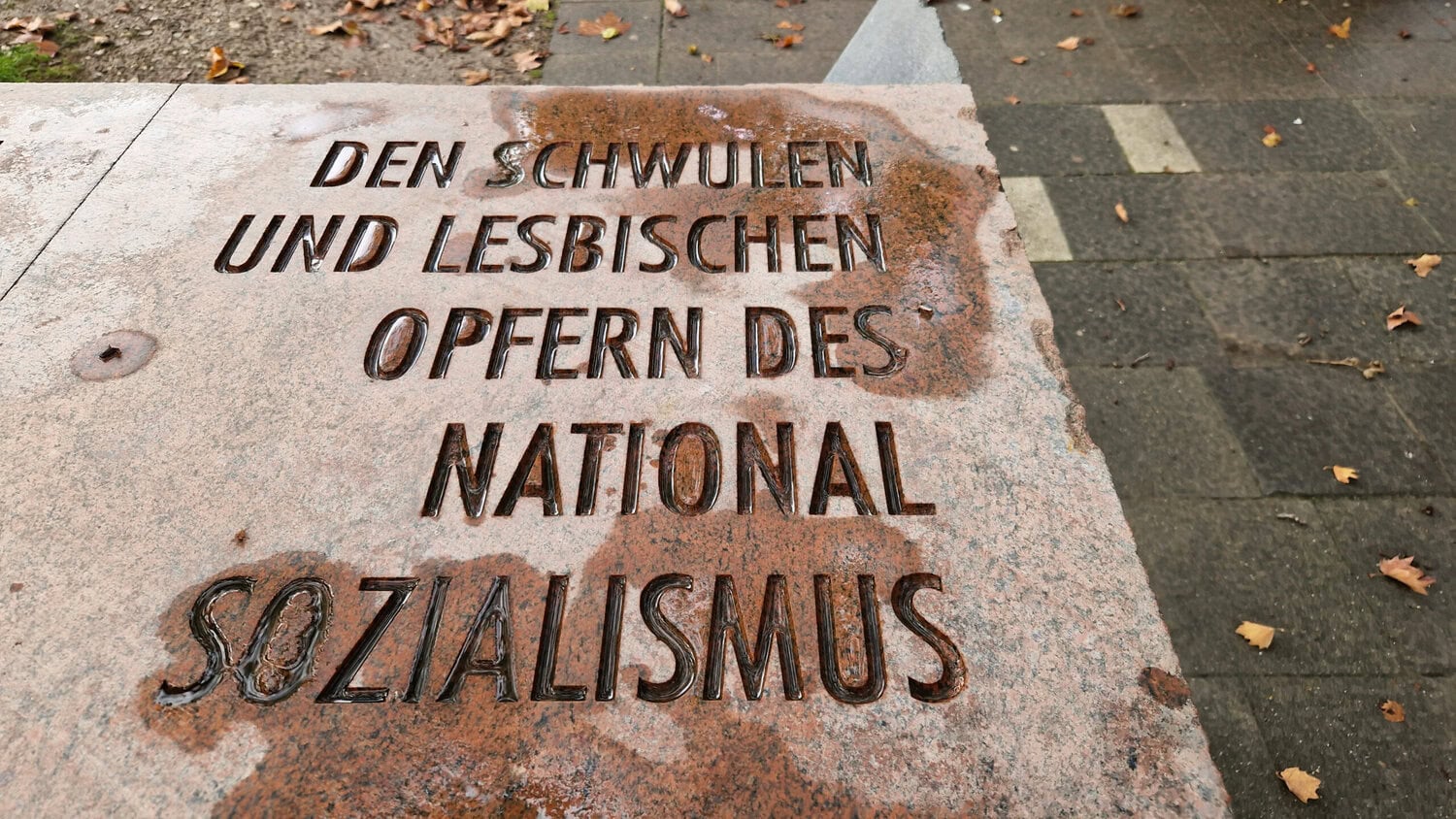 Inschrift für die Opfergruppe