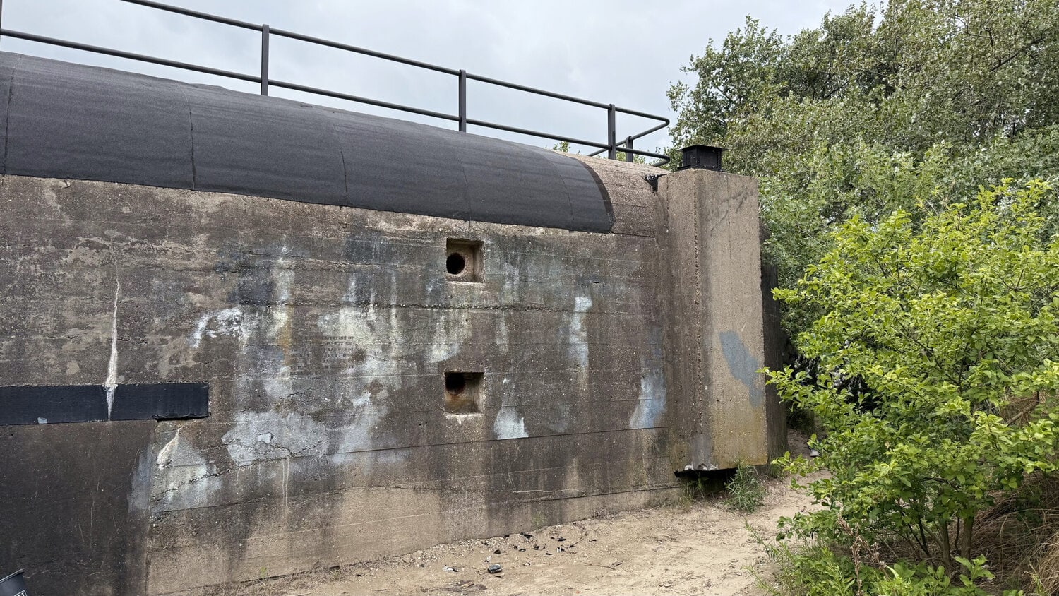 Rückwand vom Bunker