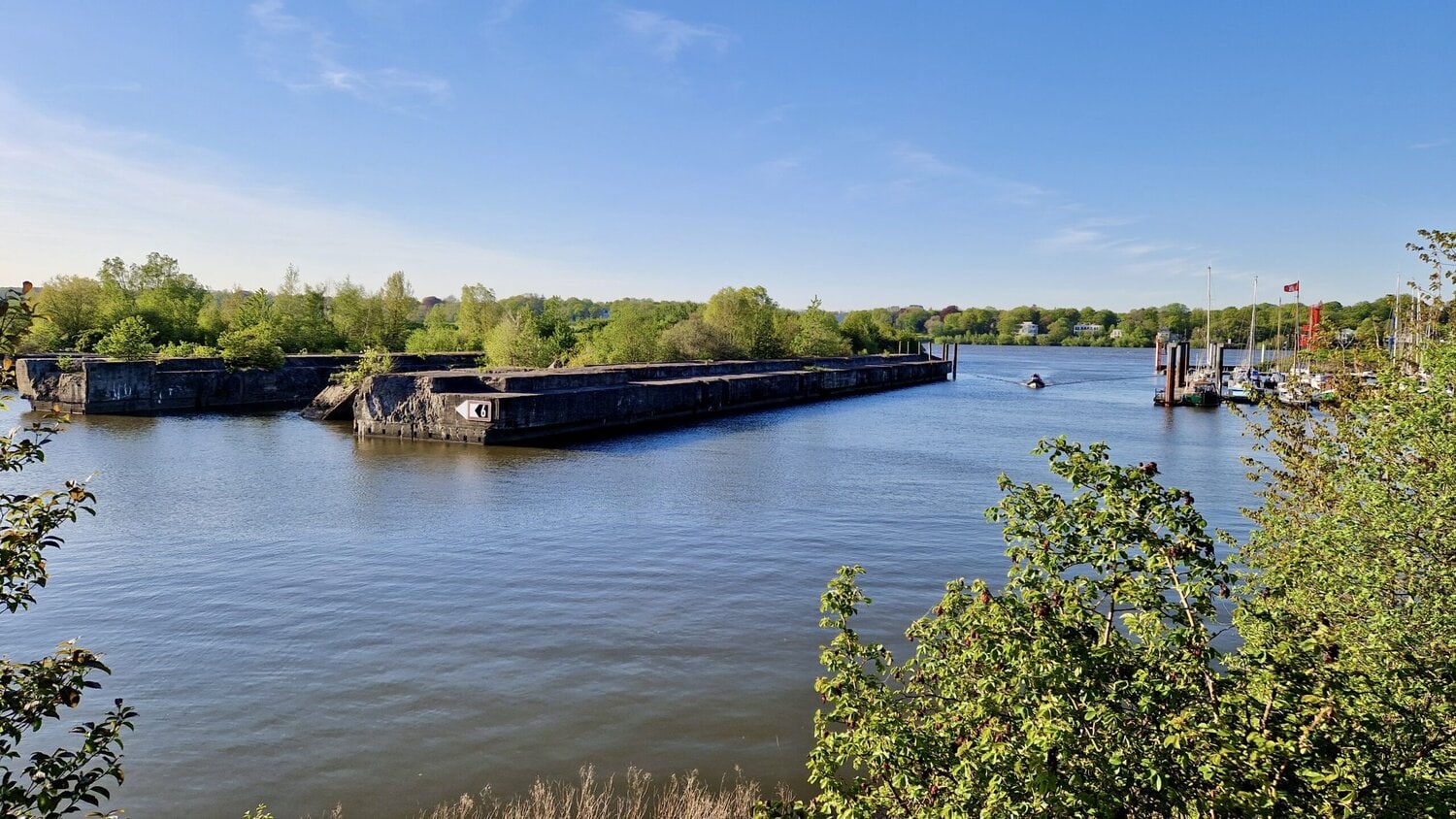 Länge der gesamten Bunkeranlage
